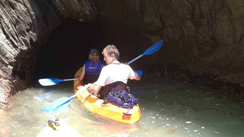 Join us for a truly memorable kayaking tour and discover the scenic delights of the Inner Great Barrier Reef.